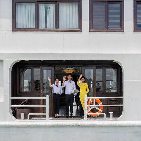 Athena Royal Cruise - Luxury In Halong Bay Hotel Ha Long Exterior photo