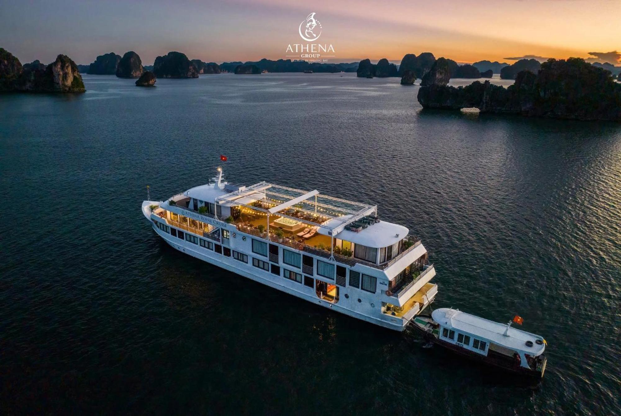 Athena Royal Cruise - Luxury In Halong Bay Hotel Ha Long Exterior photo