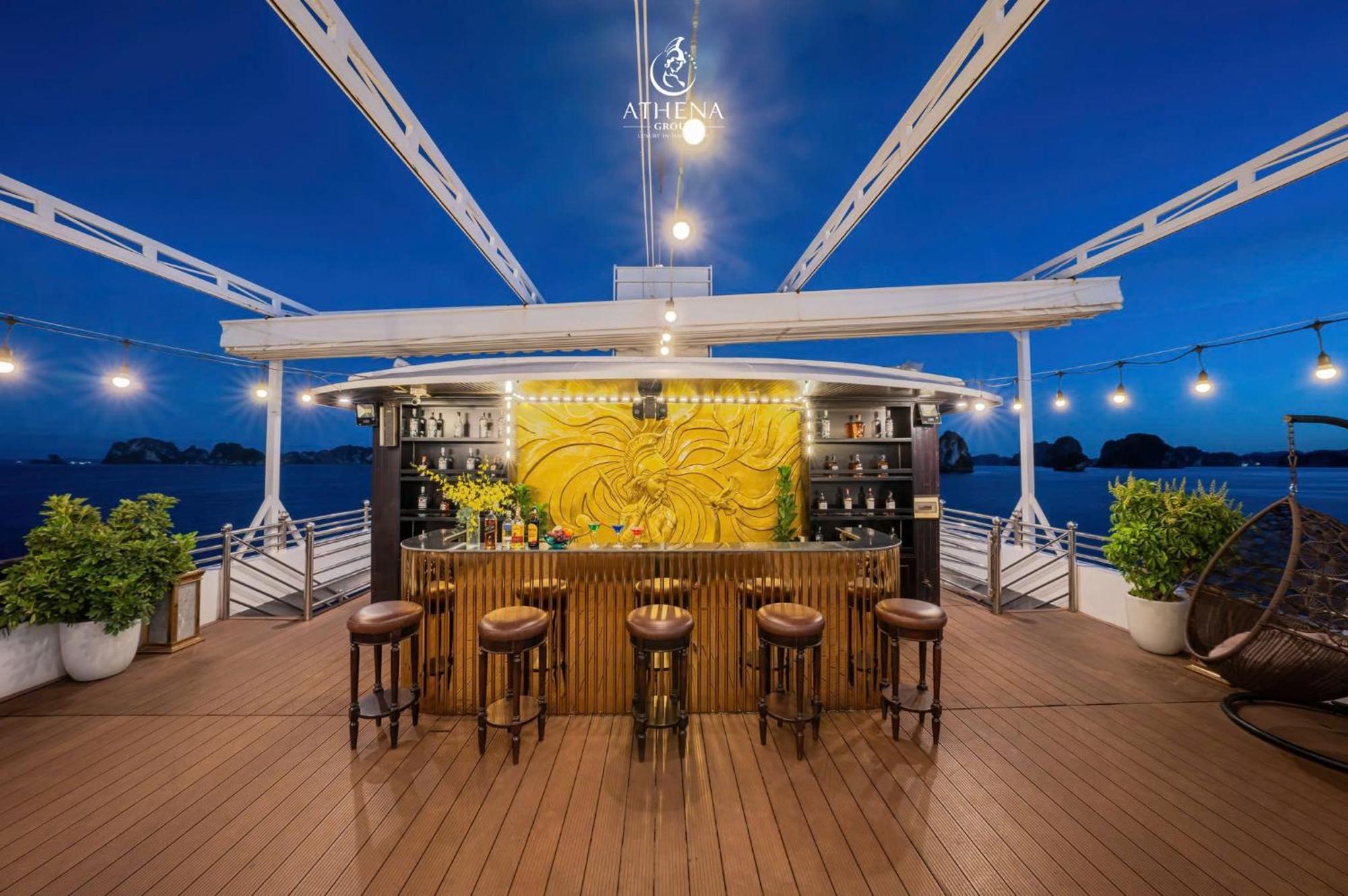 Athena Royal Cruise - Luxury In Halong Bay Hotel Ha Long Exterior photo