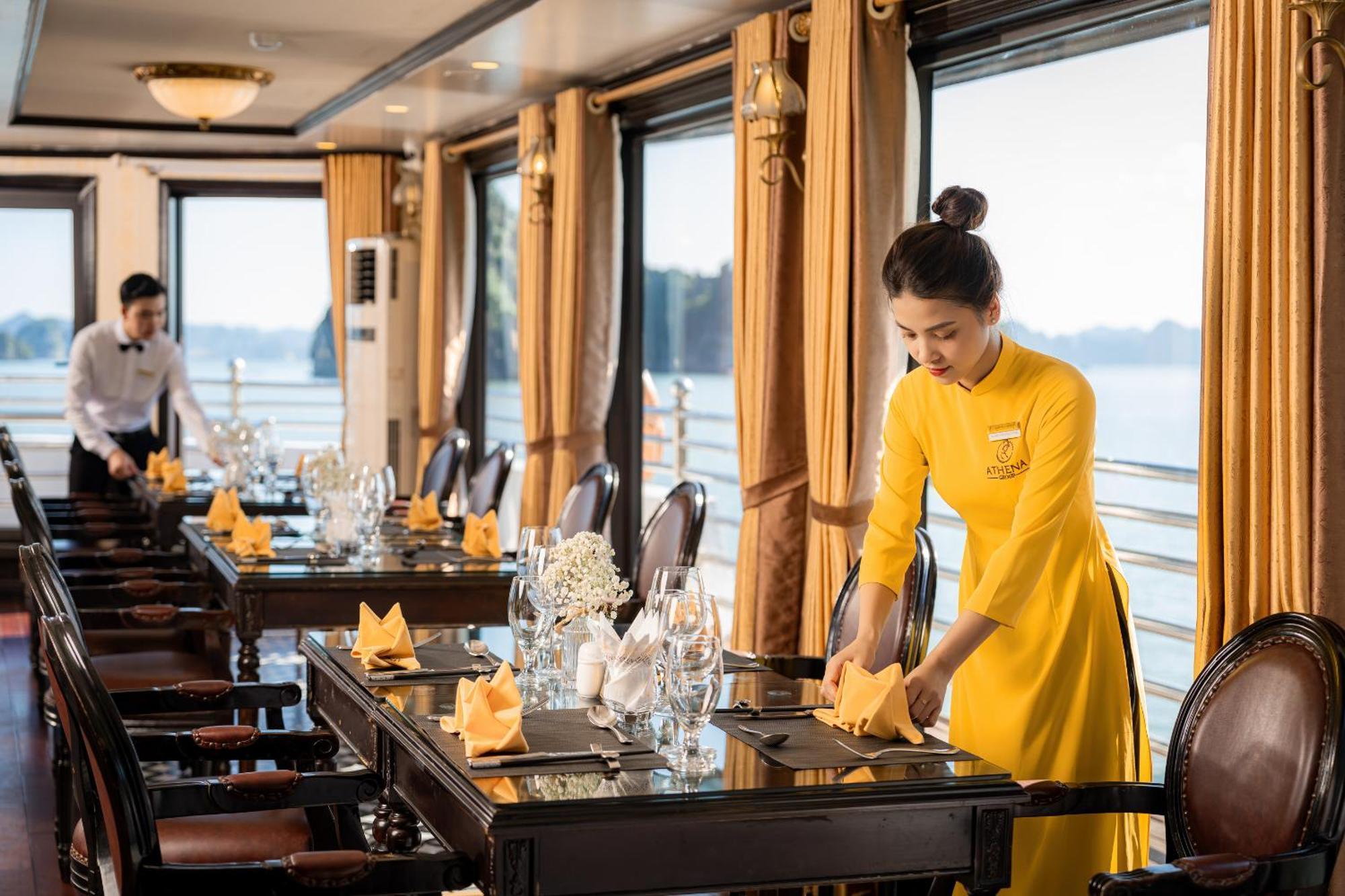 Athena Royal Cruise - Luxury In Halong Bay Hotel Ha Long Exterior photo
